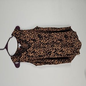 SLEEVELESS CATO BLOUSE, SIZE MED, CHEETAH LEOPARD PRINT